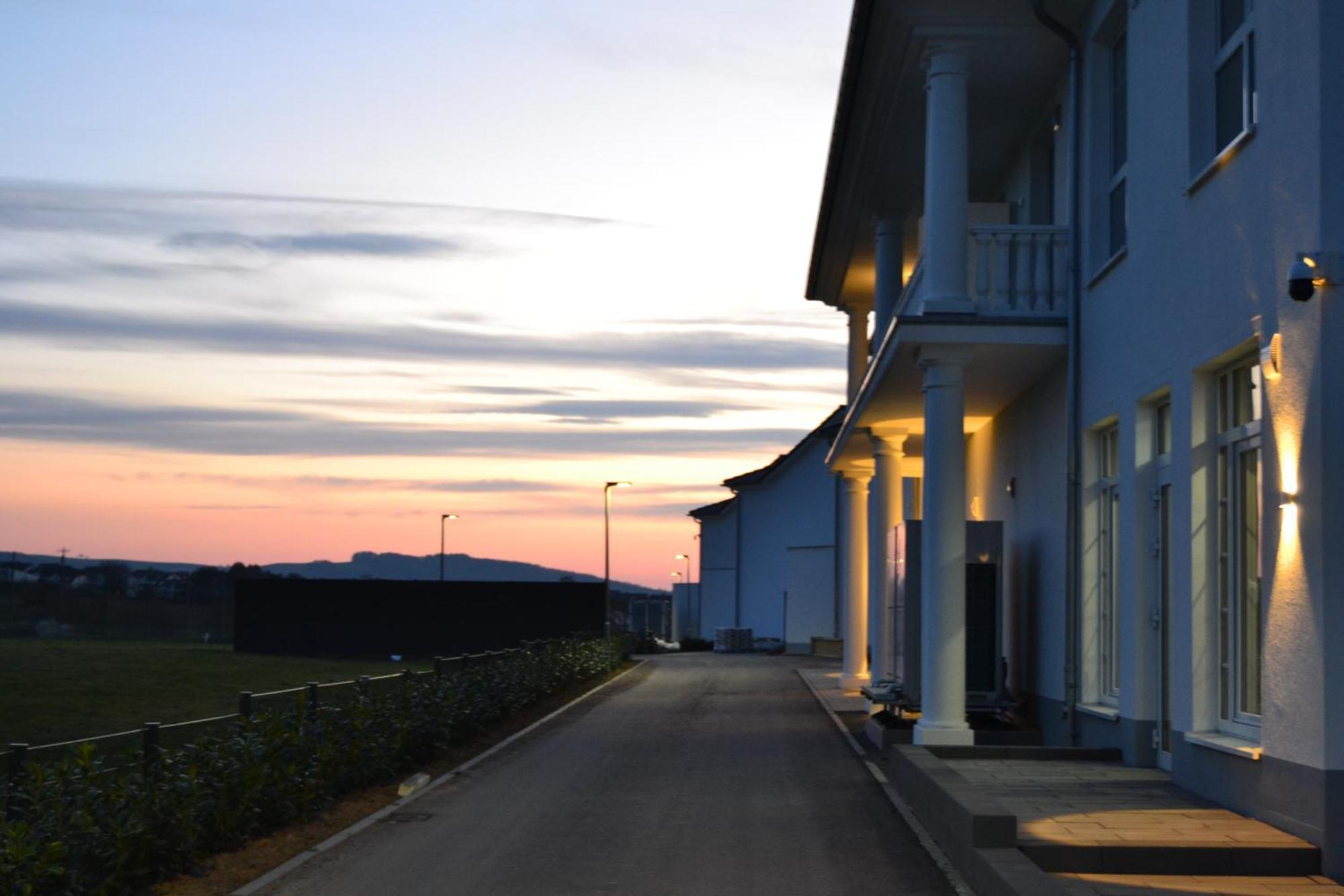 Villaggio Hotel Mackenbach エクステリア 写真